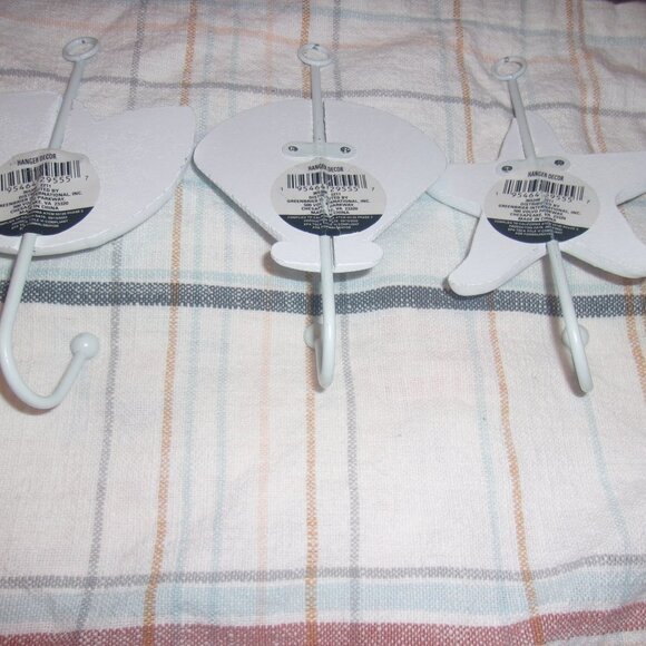 3 Shore living coastal Beach theme wall hooks - Picture 5 of 5